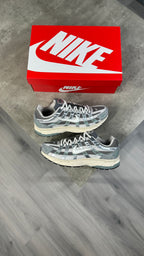 Nike P-6000 Flat Pewter