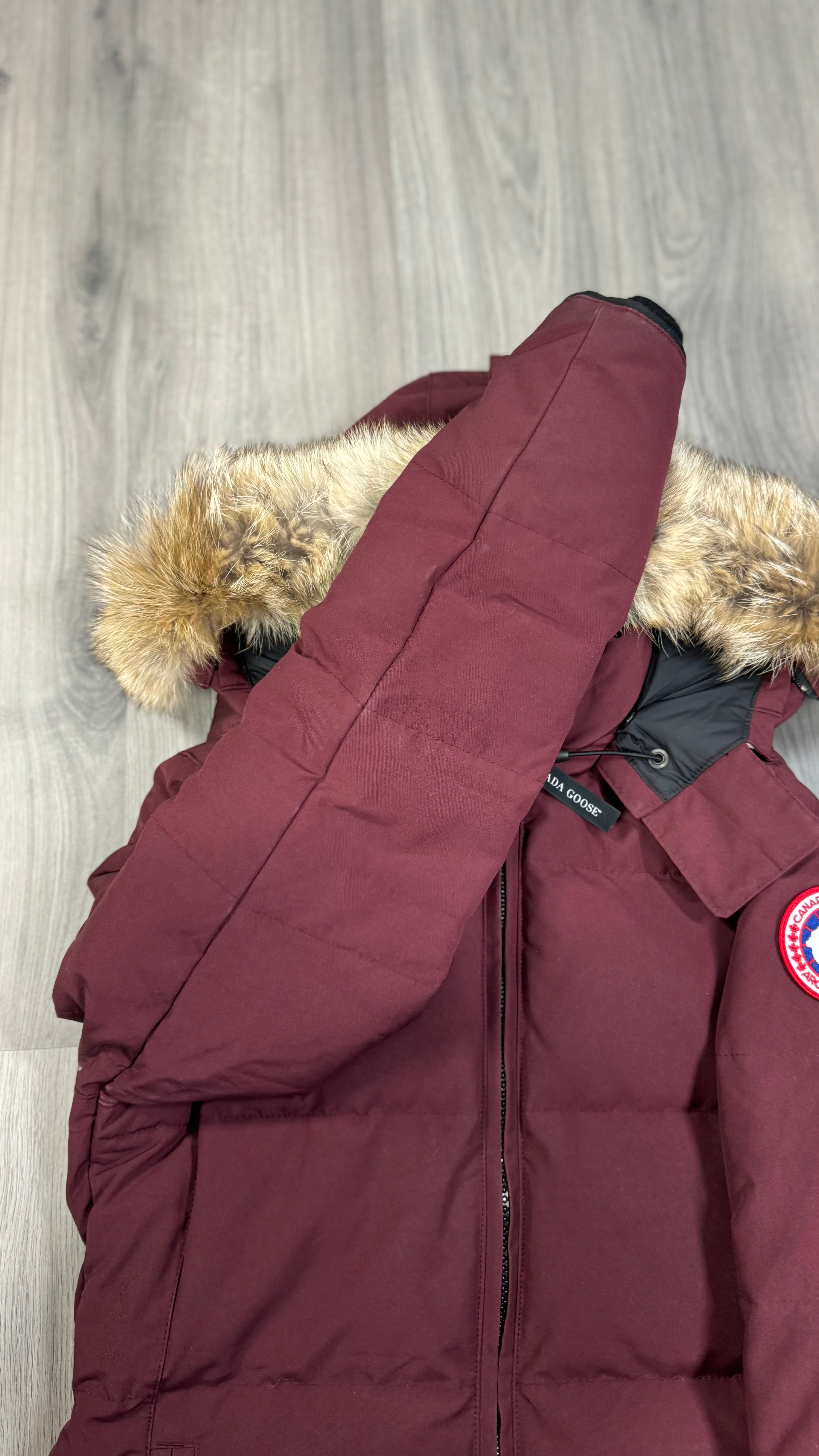 Canada Goose Women’s Elderberry Chelsea Parka