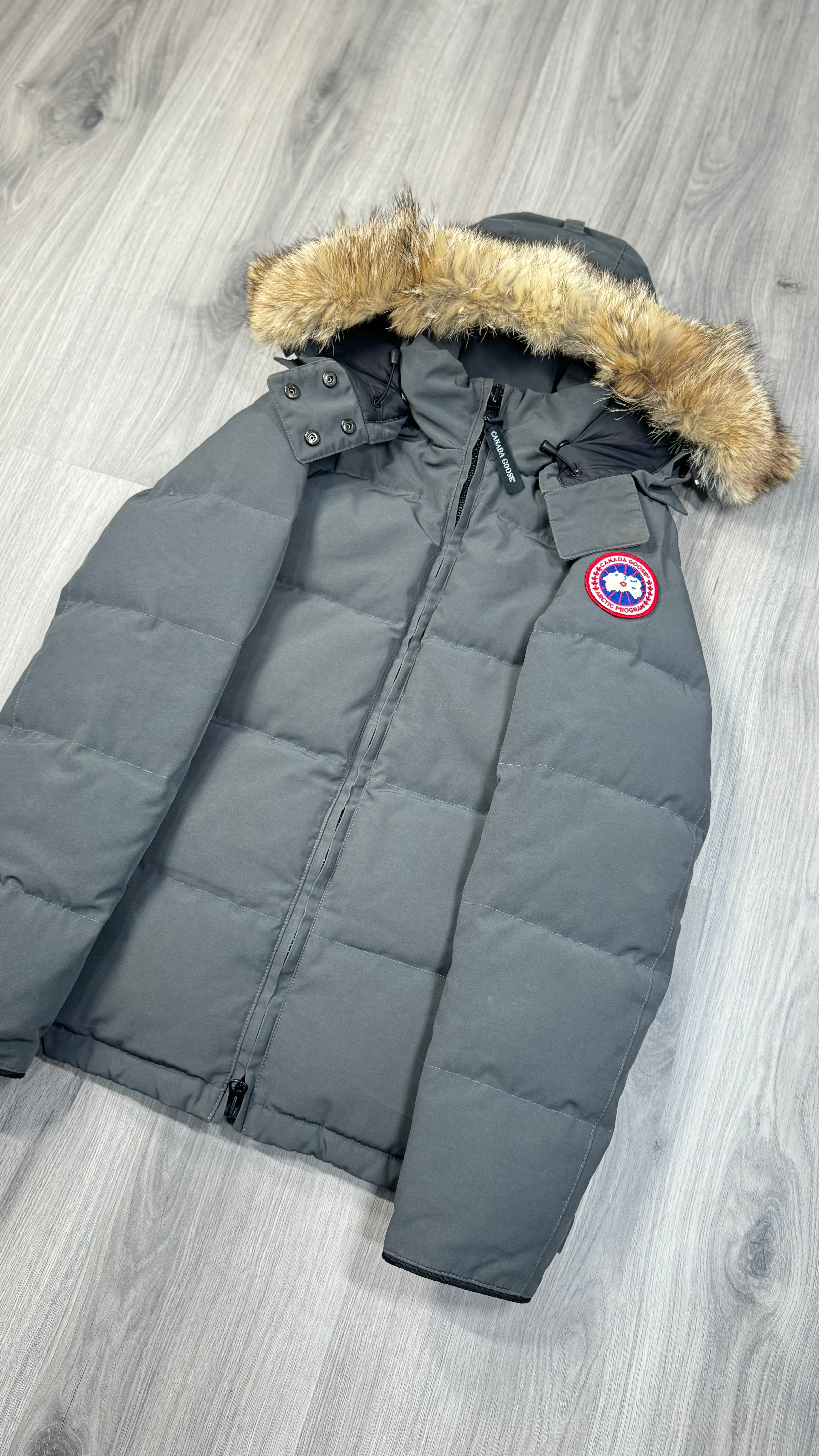 Canada Goose Women’s Graphite Grey Chelsea Parka