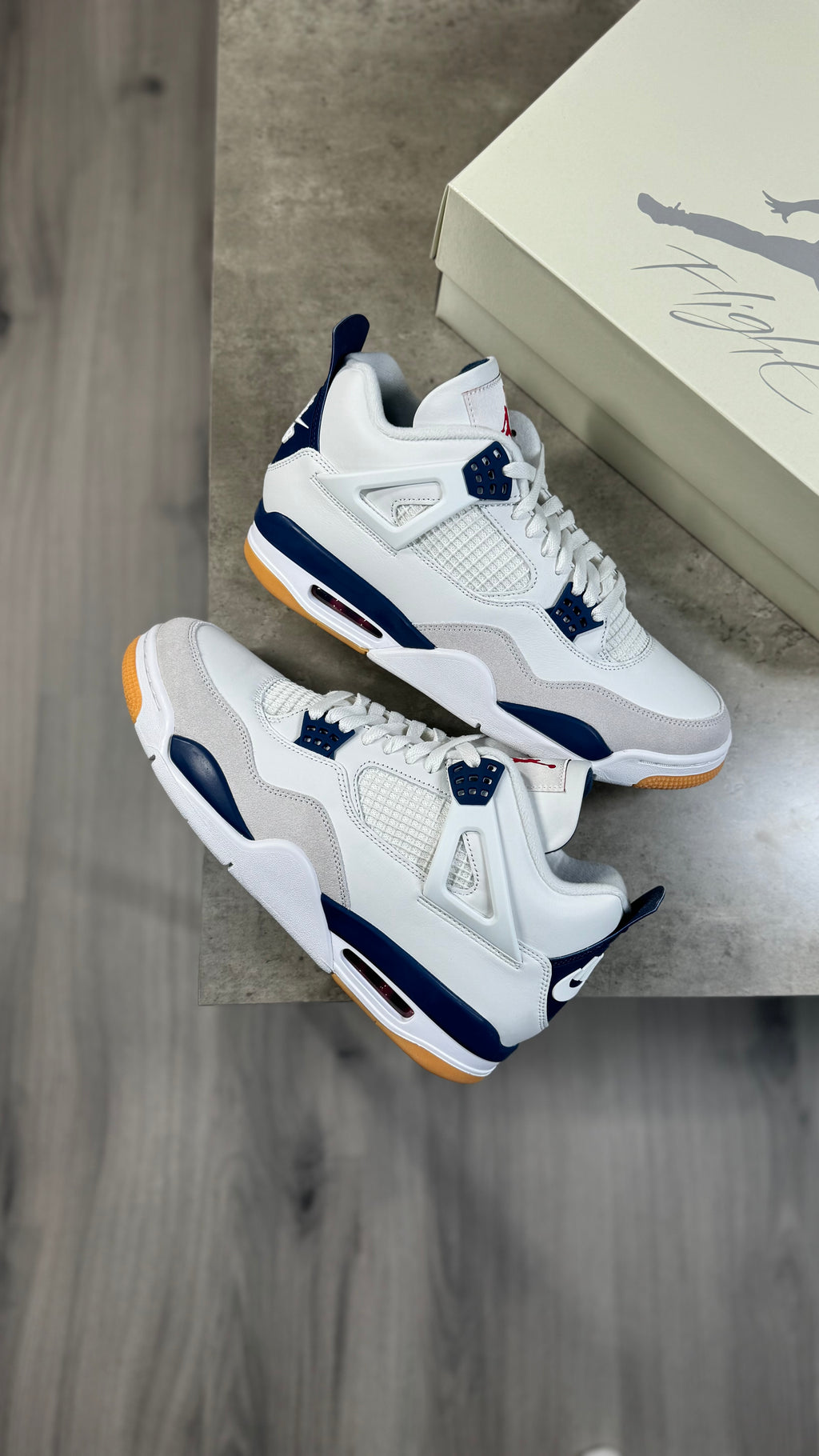 Jordan 4 Retro SB Navy