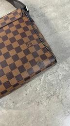 Louis Vuitton Brown Damier PM messenger bag￼