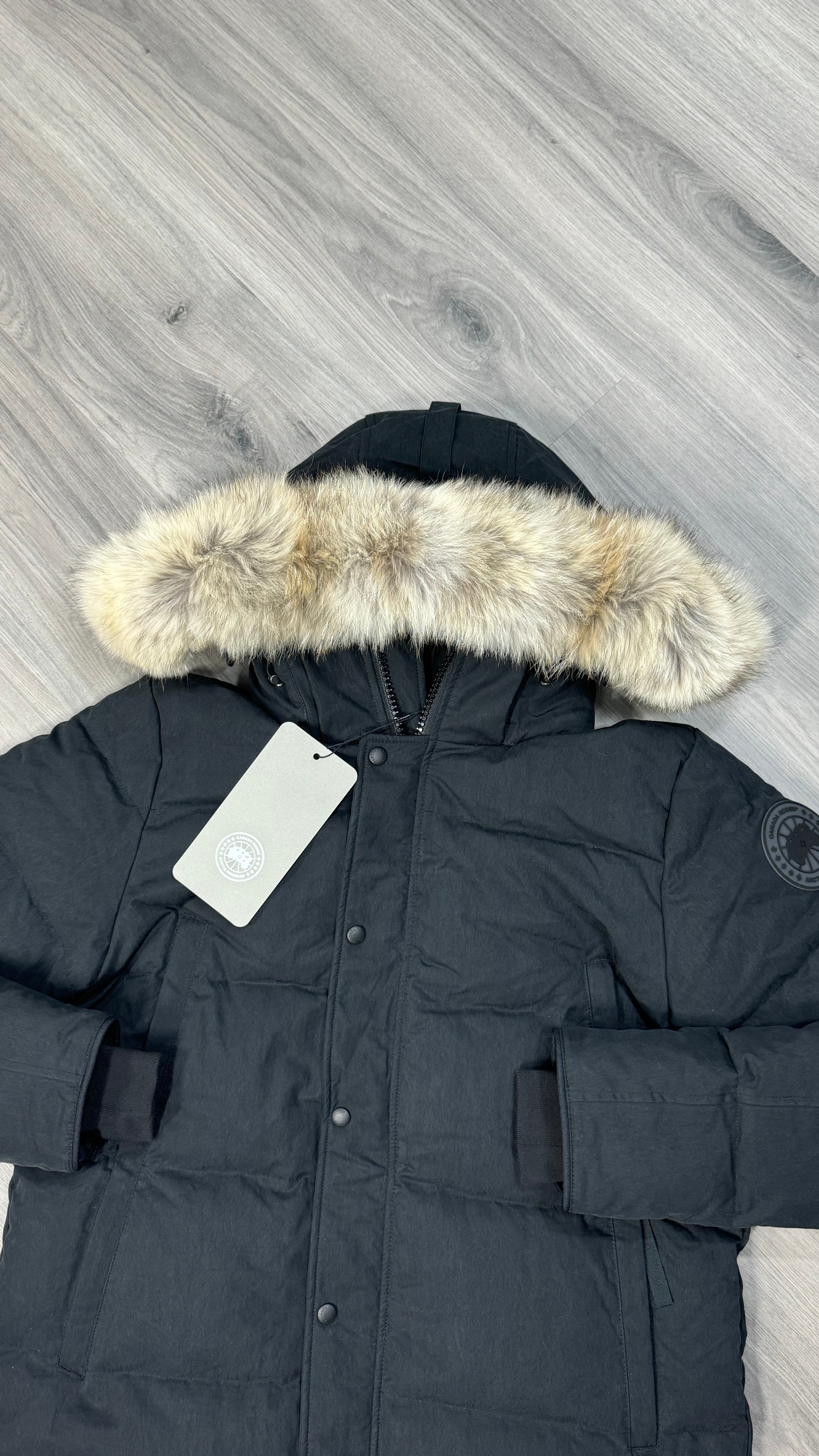 Canada Gooss Black Badge Wyndham Heritage Parka